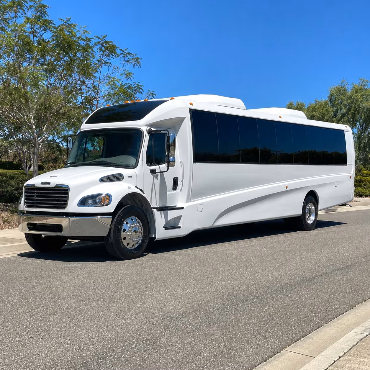 25 passenger minibus