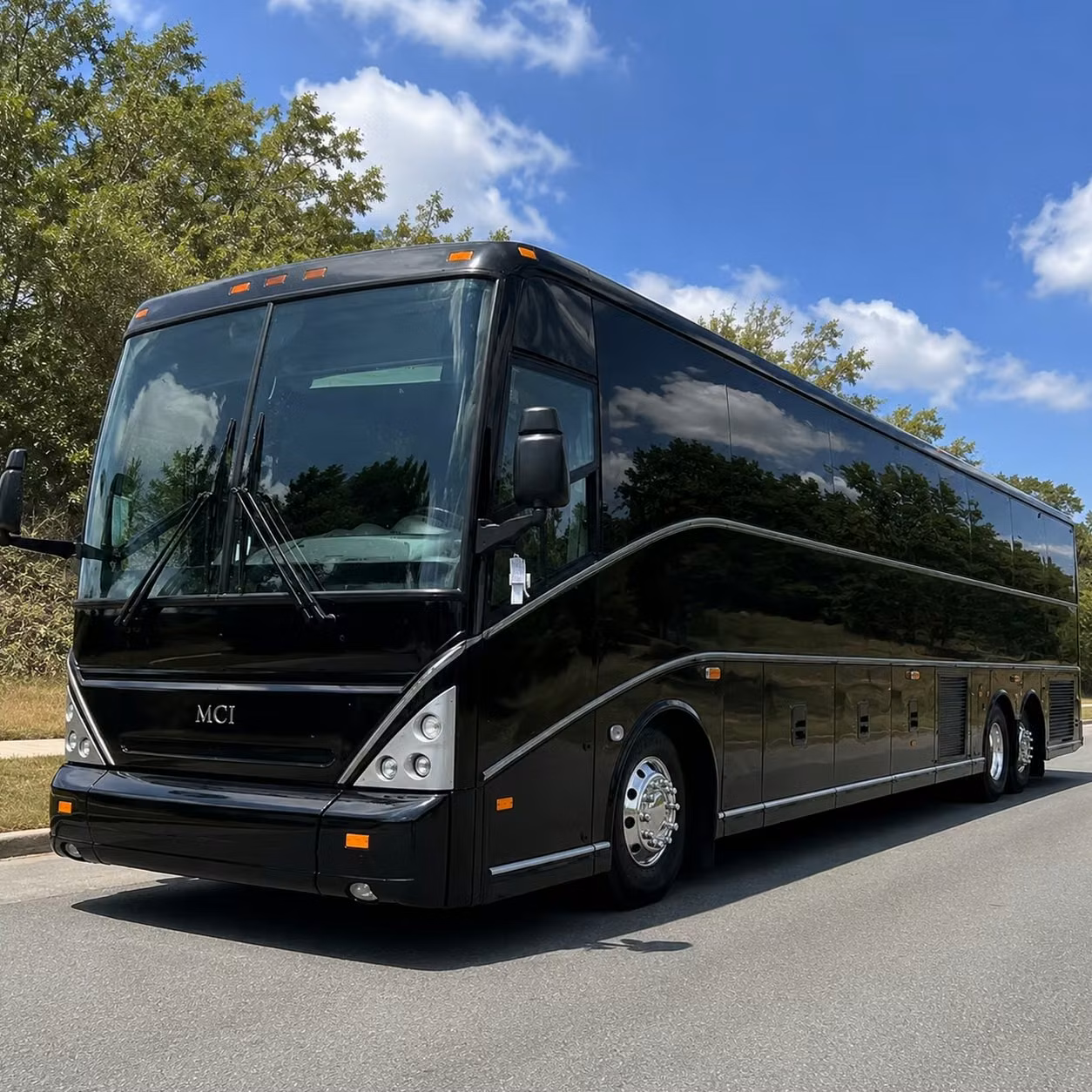 corporate event shuttle bus rentals in louisville kentucky