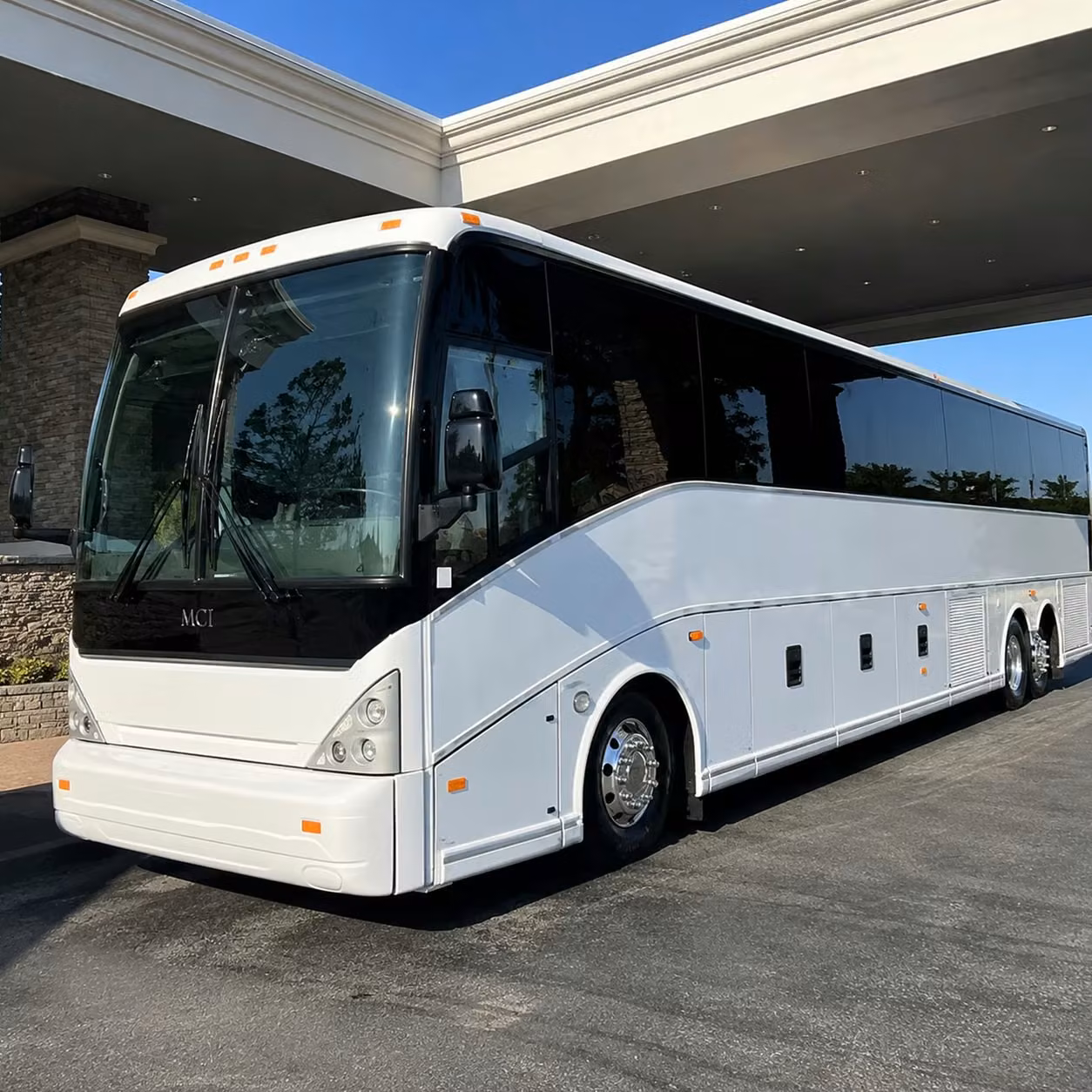 it makes sense to rent a bus for louisville hotel airport shuttles
