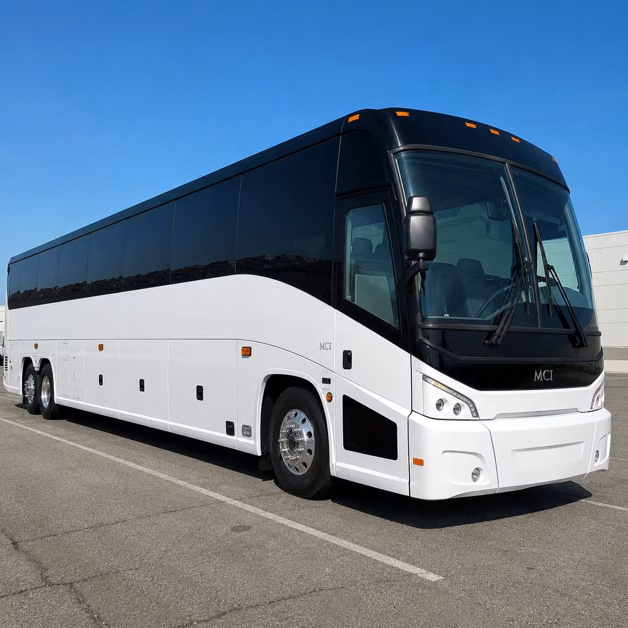 long distance multi day corporate charter bus rentals in louisville