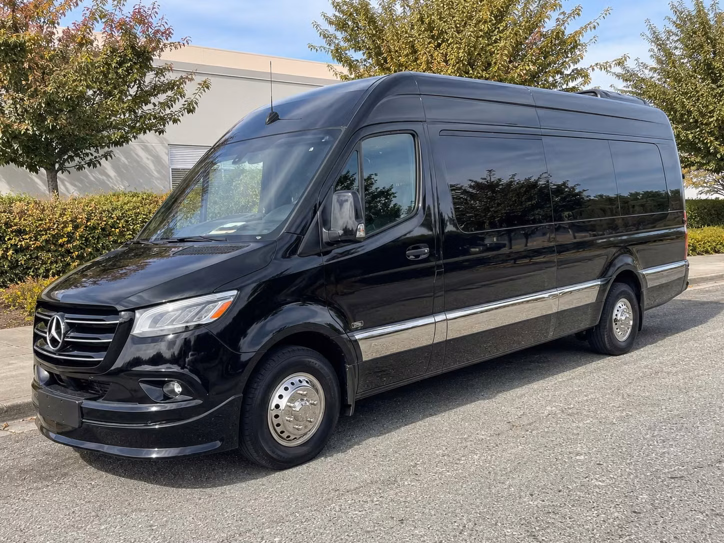 louisville sprinter van rental with driver