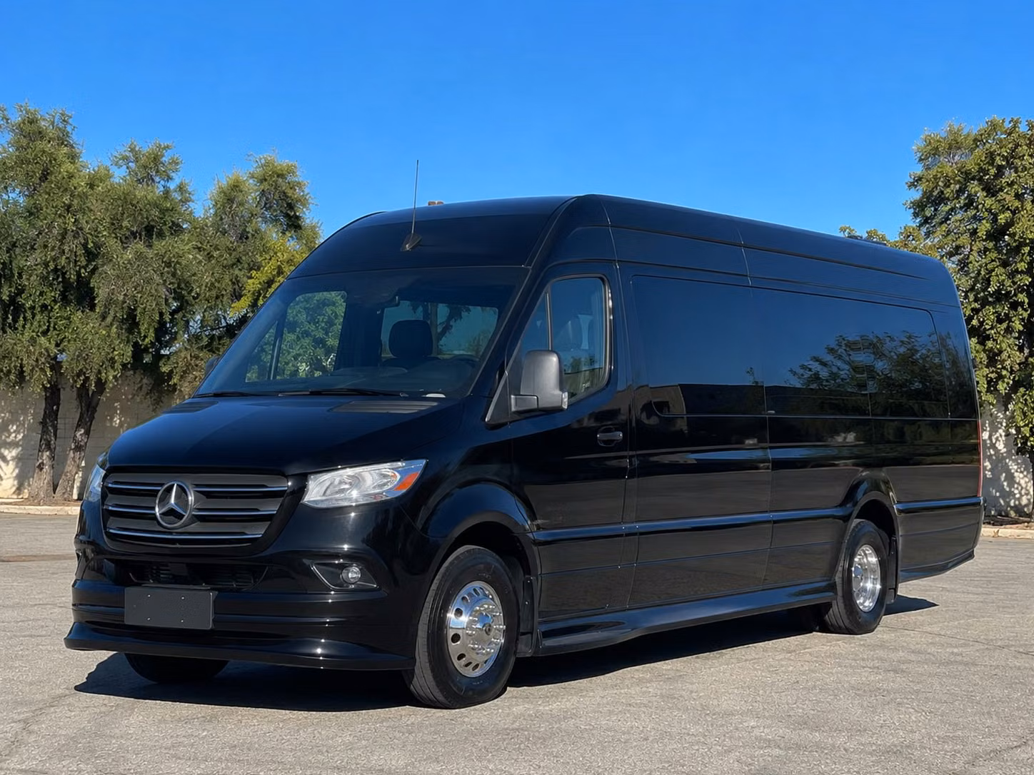 transportation serving louisville and nearby cities